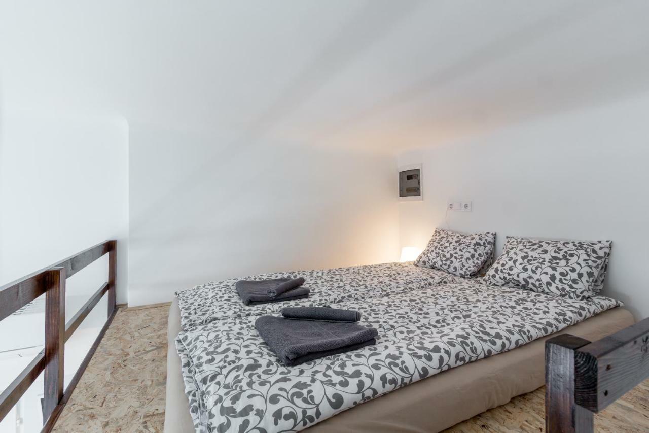 Flexible Selfcheckins 13 & 14 - Le Petit & Le Grand Zagreb - Centre - New - Apartments Repinc מראה חיצוני תמונה
