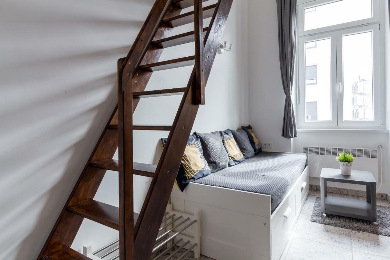 Flexible Selfcheckins 13 & 14 - Le Petit & Le Grand Zagreb - Centre - New - Apartments Repinc מראה חיצוני תמונה