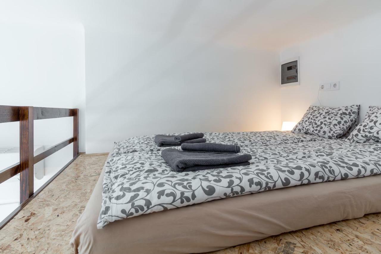 Flexible Selfcheckins 13 & 14 - Le Petit & Le Grand Zagreb - Centre - New - Apartments Repinc מראה חיצוני תמונה