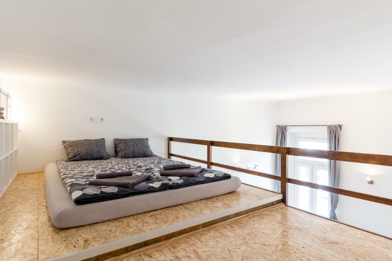Flexible Selfcheckins 13 & 14 - Le Petit & Le Grand Zagreb - Centre - New - Apartments Repinc מראה חיצוני תמונה
